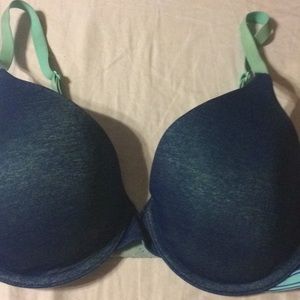 Victoria’s Secret uplift semi demi bra 34D